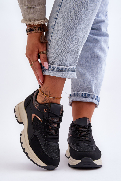 chaussures de sport à lacets de... chaussures de sport à lacets de...