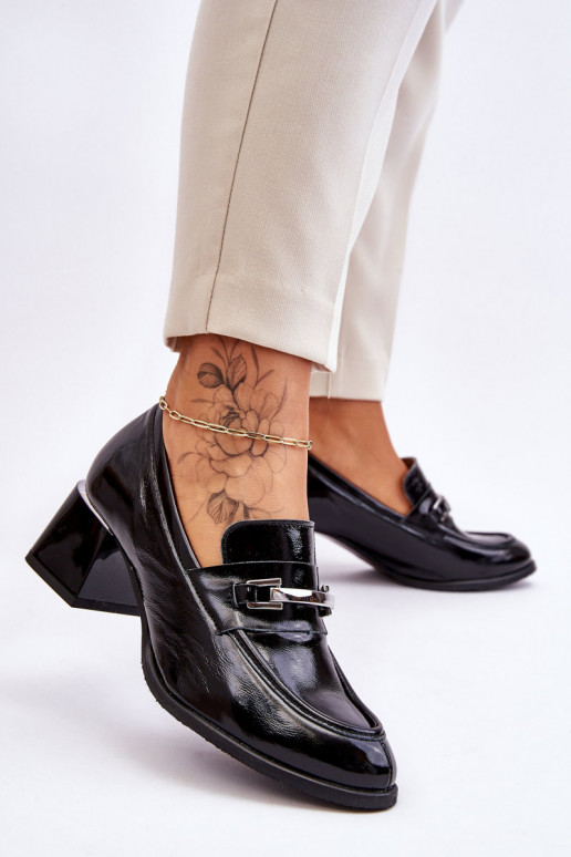 Gelakte schoenen in de kleur zwart... Gelakte schoenen in de kleur zwart...