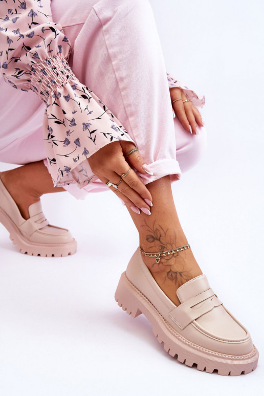 Mokassins mit massivem Plateau in... Mokassins mit massivem Plateau in...