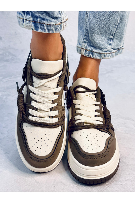 Sneakers Modellschuhe mit erhöhter...