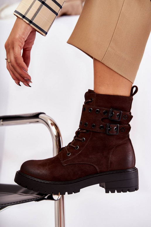 Bottines en daim de couleur marron Silvor