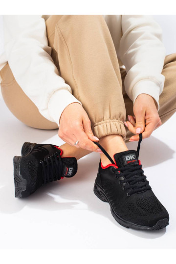 Sportschoenen zwarte kleur DK