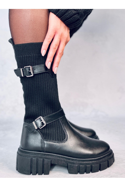 Lange laarzen in de kleur zwart RHEA... Lange laarzen in de kleur zwart RHEA...