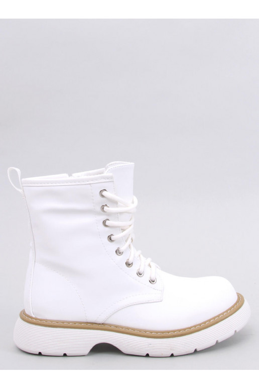 Stiefel mit Schnürsenkeln in der Farbe Weiß PEDDY WHITE