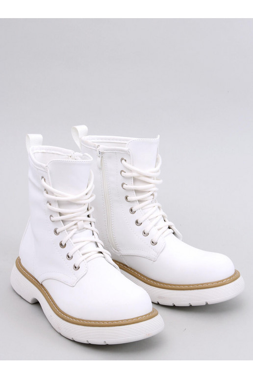 Stiefel mit Schnürsenkeln in der Farbe Weiß PEDDY WHITE
