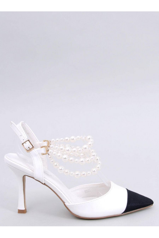 Chaussures avec décorations en perles HARMONY WHITE