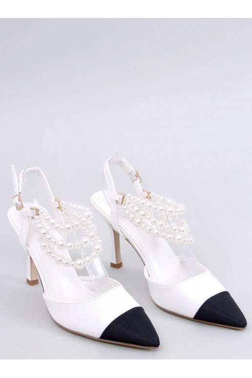 Chaussures avec décorations en perles HARMONY WHITE