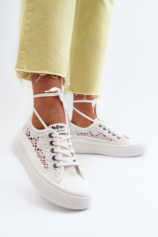 Chaussures de loisirs avec motifs en dentelle de couleur blanche Lee Cooper