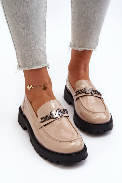 Mocassins effet laqué à talons larges beige Ezoma