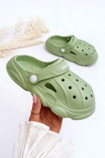 Crocs-Hausschuhe für Kinder...
