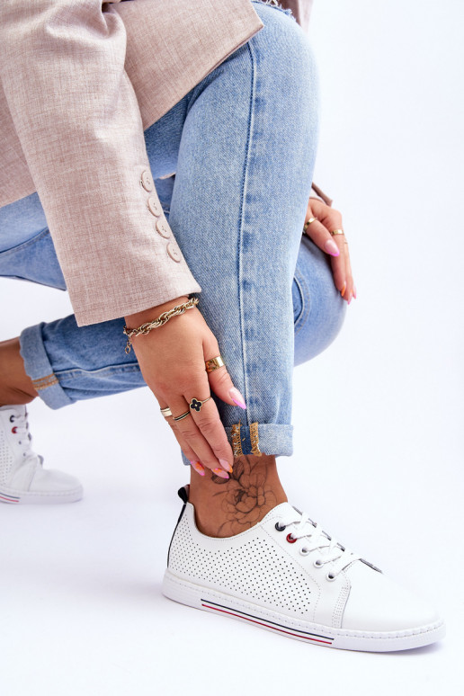 Freizeitschuhe weiße Farbe S.Barski Freizeitschuhe weiße Farbe S.Barski