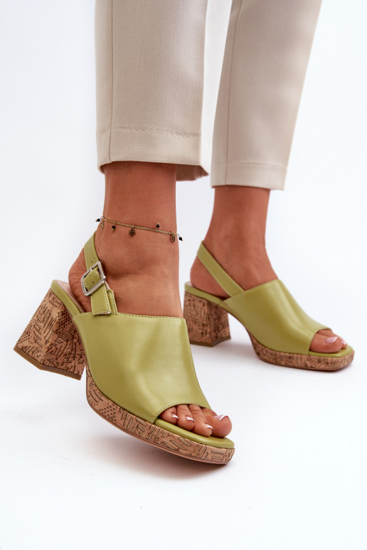 Sandales pour femmes en éco-cuir à... Sandales pour femmes en éco-cuir à...