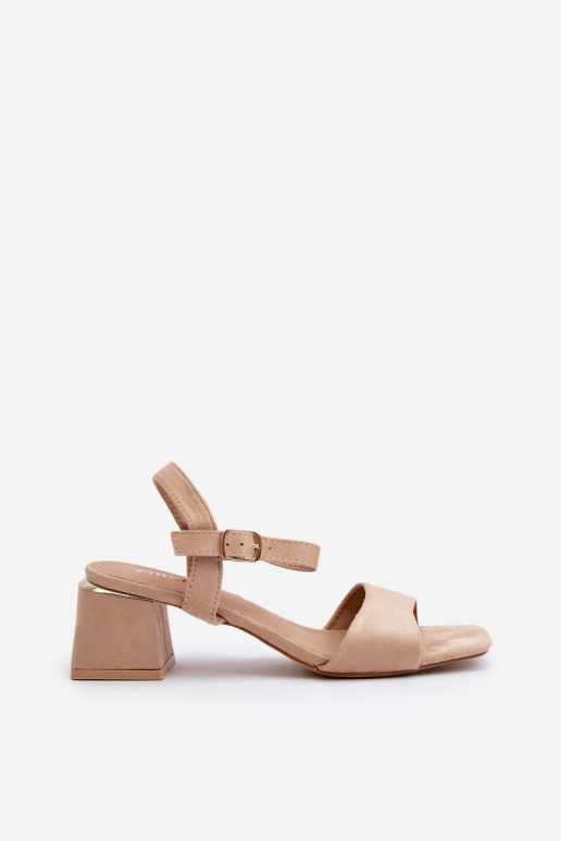 Sandales pour femmes en daim beige Sandales pour femmes en daim beige