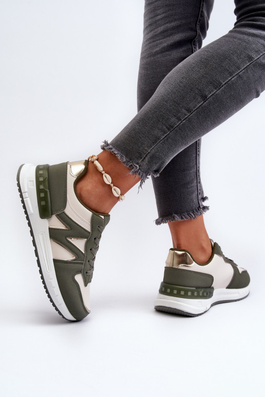 Baskets modèle chaussures couleur verte Kaimans