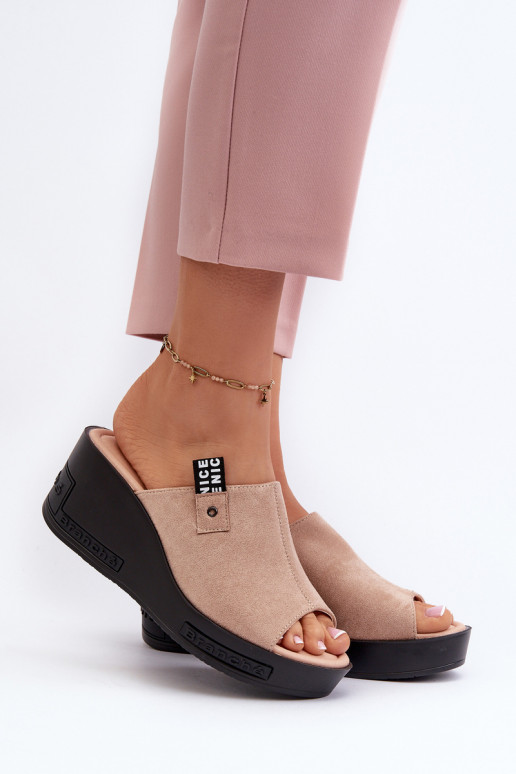 Chaussons femme beige Vleni