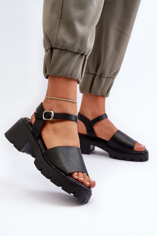 Sandales à talon large pour femmes de couleur noire Dottiassa