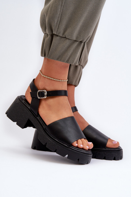 Sandales à talon large pour femmes de couleur noire Dottiassa
