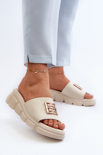 Vinceza beige leren pantoffels met gouden details