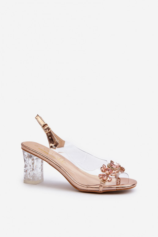 Sandales à talons au style élégant avec de beaux détails en or rose D&A