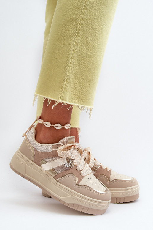 Chaussures modèle baskets avec plateforme en cuir écologique beige Moun