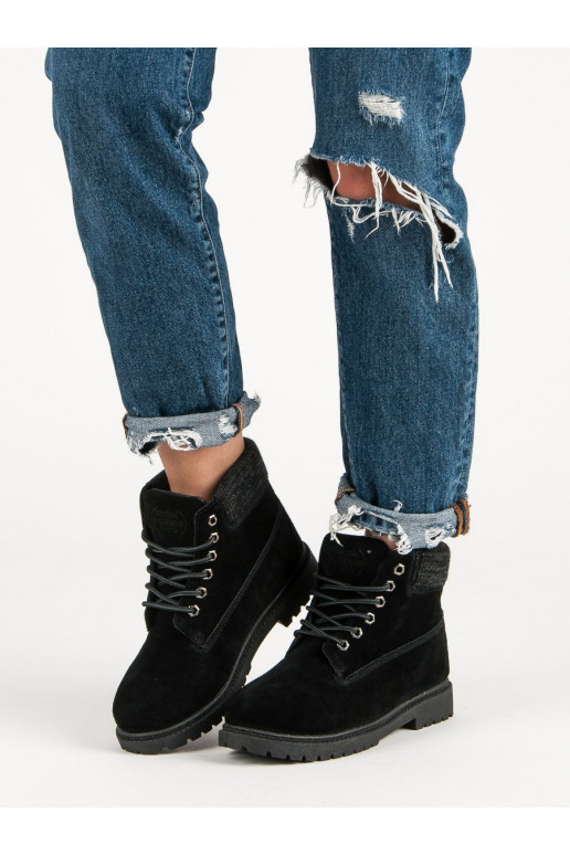 Bottes noires Bottes noires