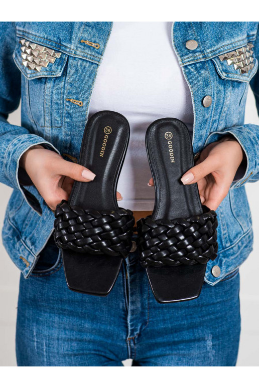 Pantoufles en cuir écologique Pantoufles en cuir écologique