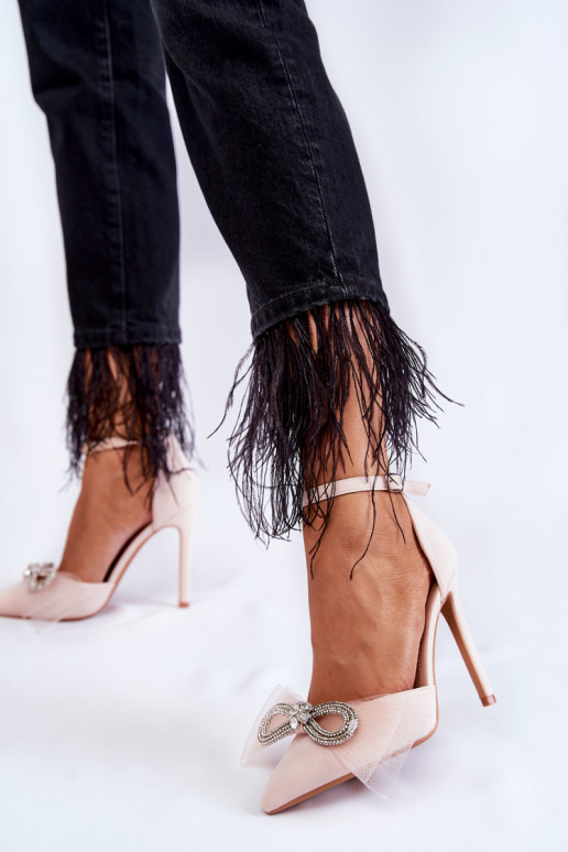 Chaussures style élégant à talons fins avec rubans beige Hettie