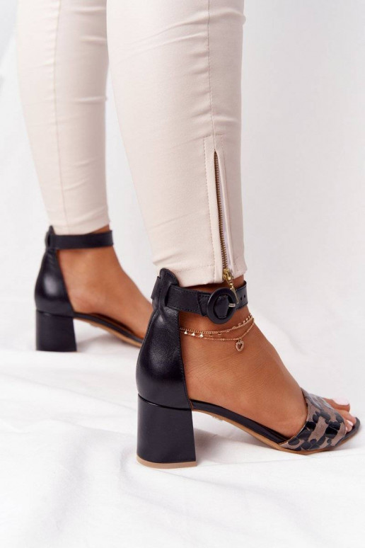 Sandales à talons élégantes Noir et doré