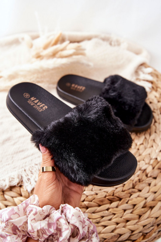 Chaussons avec fourrure de couleur noire Belmondo