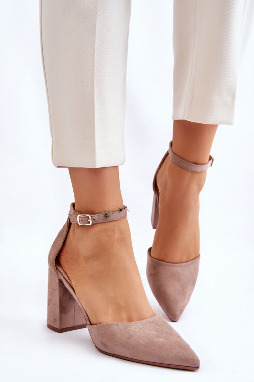 Escarpins en daim beige Lexie