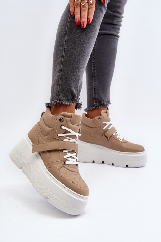 Chaussures modèle Zazoo Sneakers de couleur beige