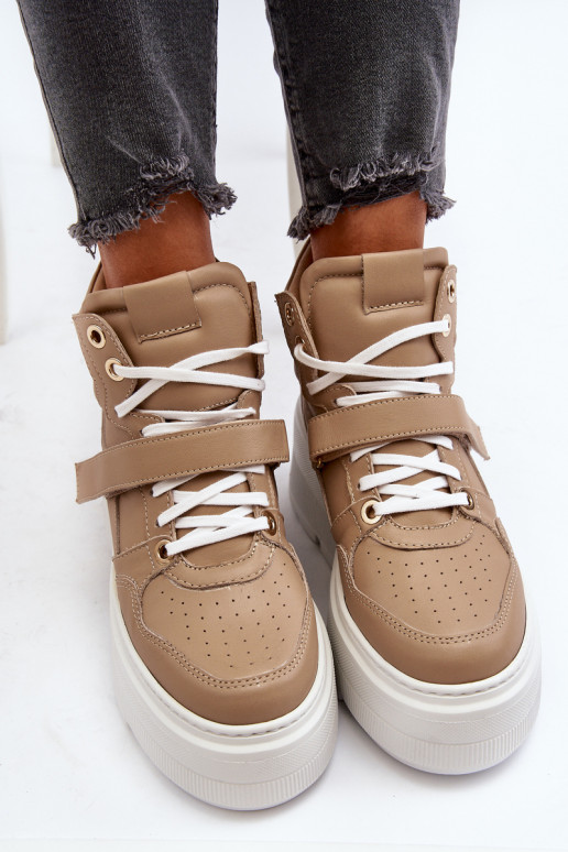 Chaussures modèle Zazoo Sneakers de couleur beige