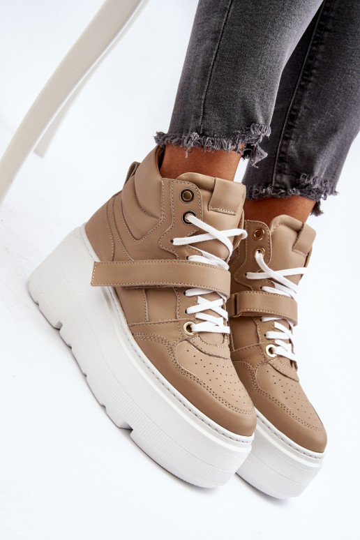 Chaussures modèle Zazoo Sneakers de couleur beige