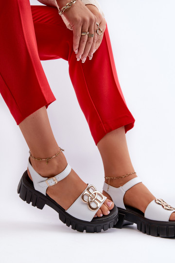 Sandales pour femmes couleur blanche avec détails dorés Vinceza 2