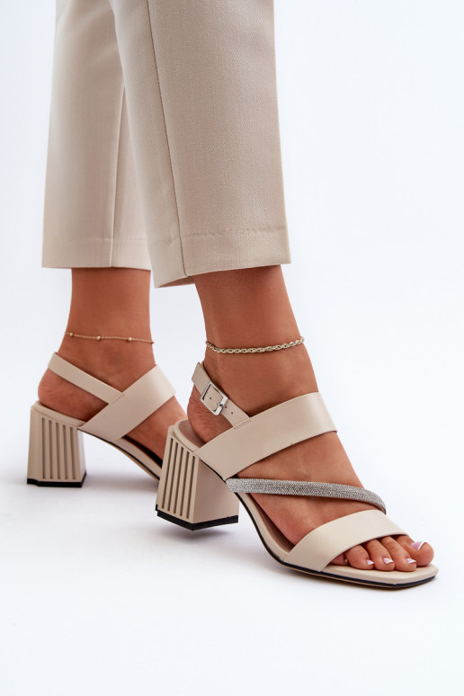 Sandales élégantes à talons de couleur beige D&A MR38-549