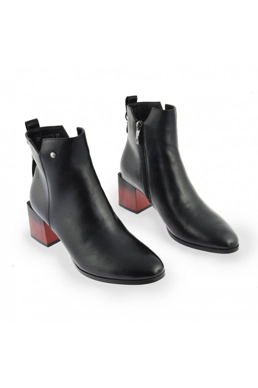 Bottines à talon épais, couleur noire...