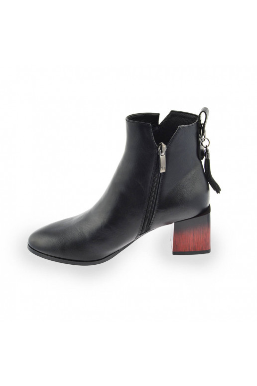 Bottines à talon épais, couleur noire Potocki