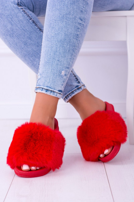 Chaussons en caoutchouc rouge avec fourrure
