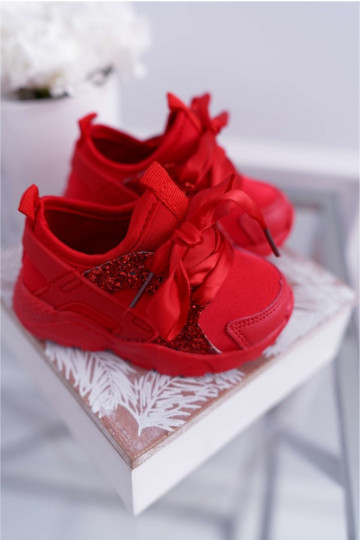 Baskets rouges