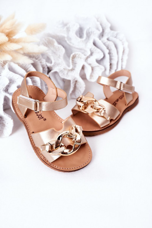 Sandales dorées pour enfants avec chaîne Sandales dorées pour enfants avec chaîne