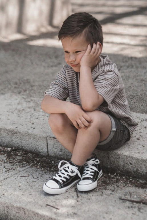 Kinderschoenen met zwarte zolen Kinderschoenen met zwarte zolen