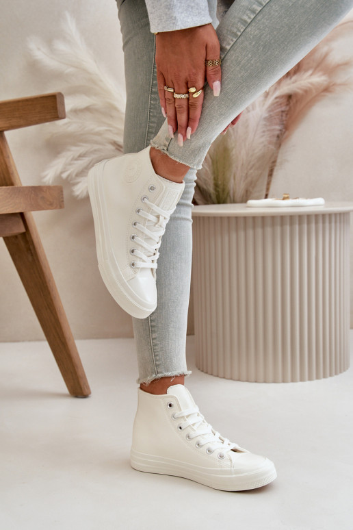 Chaussures de loisirs réchauffer en cuir écologique couleur blanche Big Star OO274932 Chaussures de loisirs réchauffer en cuir écologique couleur blanche Big Star OO274932