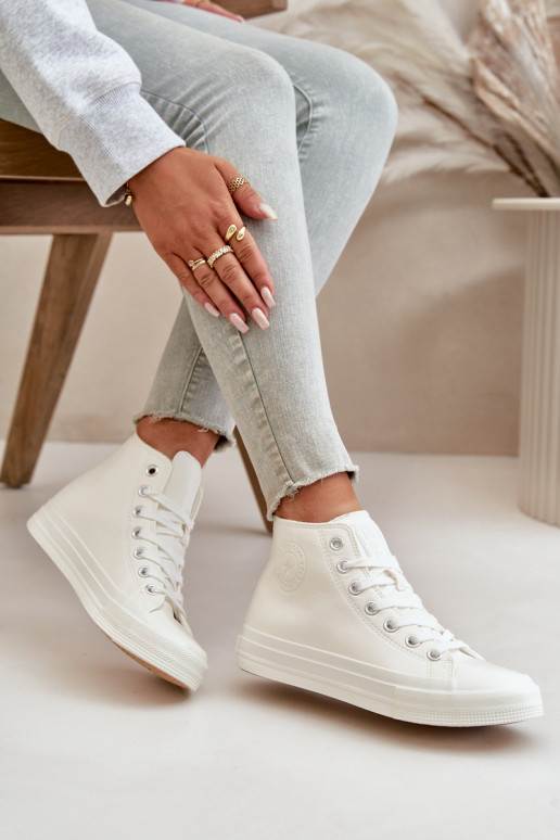 Chaussures de loisirs réchauffer en cuir écologique couleur blanche Big Star OO274932 Chaussures de loisirs réchauffer en cuir écologique couleur blanche Big Star OO274932