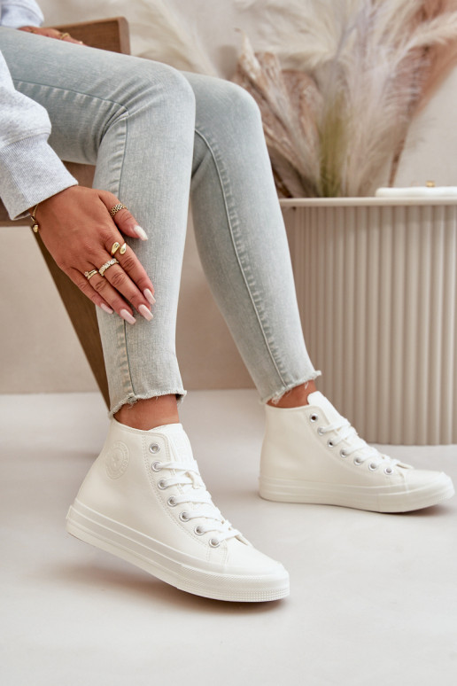 Chaussures de loisirs réchauffer en cuir écologique couleur blanche Big Star OO274932 Chaussures de loisirs réchauffer en cuir écologique couleur blanche Big Star OO274932