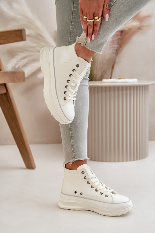 Chaussures de loisirs avec une plateforme Eko Peau Big Star OO274064 couleur blanche