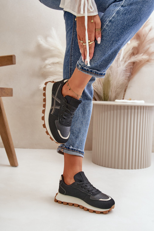 Chaussures modèle baskets baskets Féminin avec des lacets avec une plateforme couleur noire Mialunae Chaussures modèle baskets baskets Féminin avec des lacets avec une plateforme couleur noire Mialunae