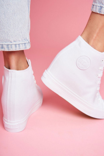Baskets modèle chaussures Big Star couleur blanche FF274A192 2