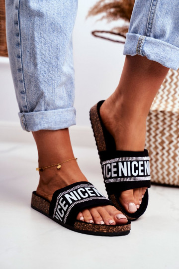 Chaussons aux yeux pétillants de couleur noire Be Nice 2