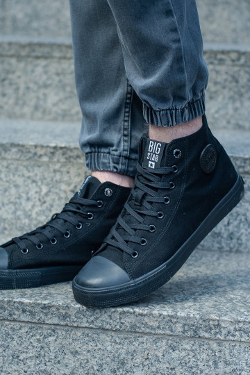 Klassisches Modell Freizeitschuhe mit Sohlen BIG STAR FF174550 schwarze Farbe