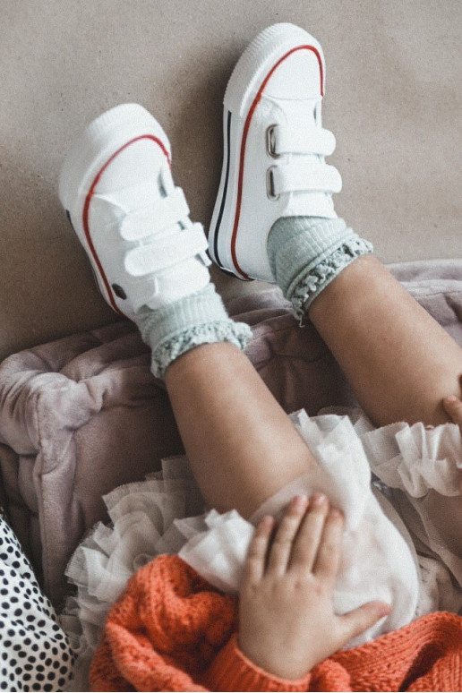 Chaussures de loisirs enfant avec attaches adhésives BIG STAR HH374199 coloris blanc